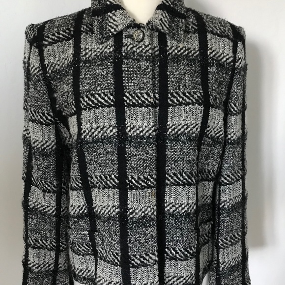 Jacket - Picture 3 of 6